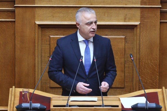 Βουλή: Live η συζήτηση στην Ολομέλεια για το πόρισμα της Εξεταστικής για τα Τέμπη