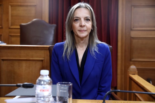 Εξεταστική ΟΠΕΚΕΠΕ: Άναψε φωτιές η αγρότισσα με τη Ferrari - Η σύμπτωση με τον "Χασάπη" στα τυχερά παιχνίδια