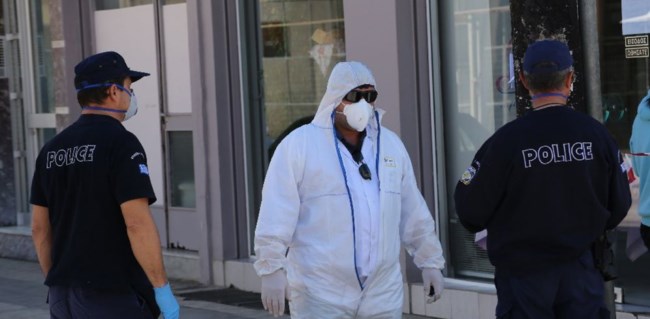 Ύμνοι από τον δρ. Χάρβεϊ Φάϊνμπεργκ: Η Ελλάδα μάς έδειξε πώς να διαχειριστεί κανείς μία τέτοια κρίση