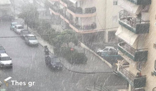 Καταιγίδα από χαλάζι σε Θεσσαλονίκη, Φλώρινα, και Λάρισα - Πτώσεις δέντρων και δρόμοι ποτάμια