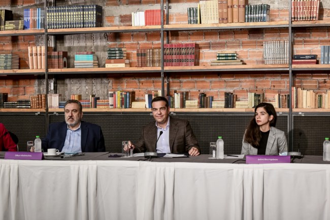 Think Tank Τσίπρα: Αυτοί είναι οι 30 νέοι σύμβουλοι του προέδρου του ΣΥΡΙΖΑ - Τα βιογραφικά τους