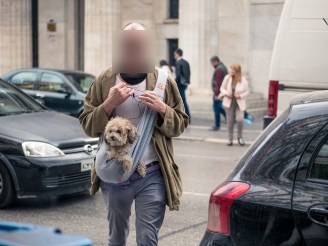 Δίκη 43χρονου ηθοποιού: "Βίαζε την αδερφή μου" κατέθεσε η πρώην σύντροφός του - Παρών ο Γιώργος Λάνθιμος