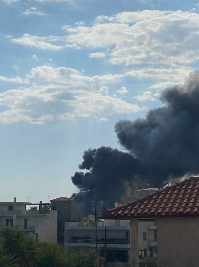 Καλαμάτα: Μεγάλη φωτιά ξέσπασε στην Αγία Τριάδα - Επιχειρούν ισχυρές πυροσβεστικές δυνάμεις
