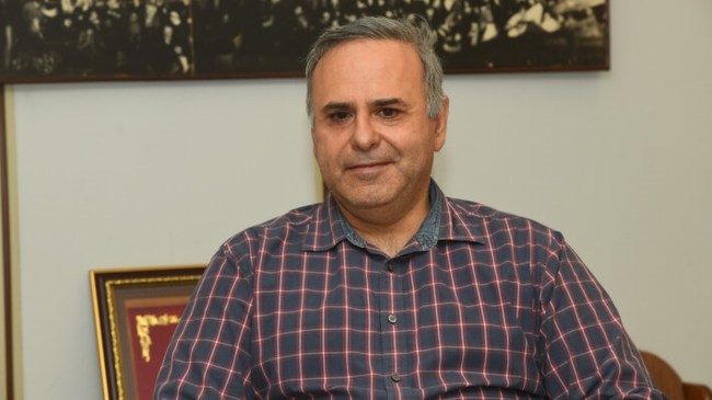 Γιάννης Παπαζαχαριάκης