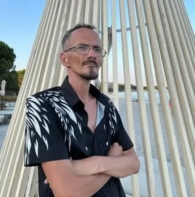 ΓΑΛΛΙΑ STREAMER ΘΑΝΑΤΟΣ