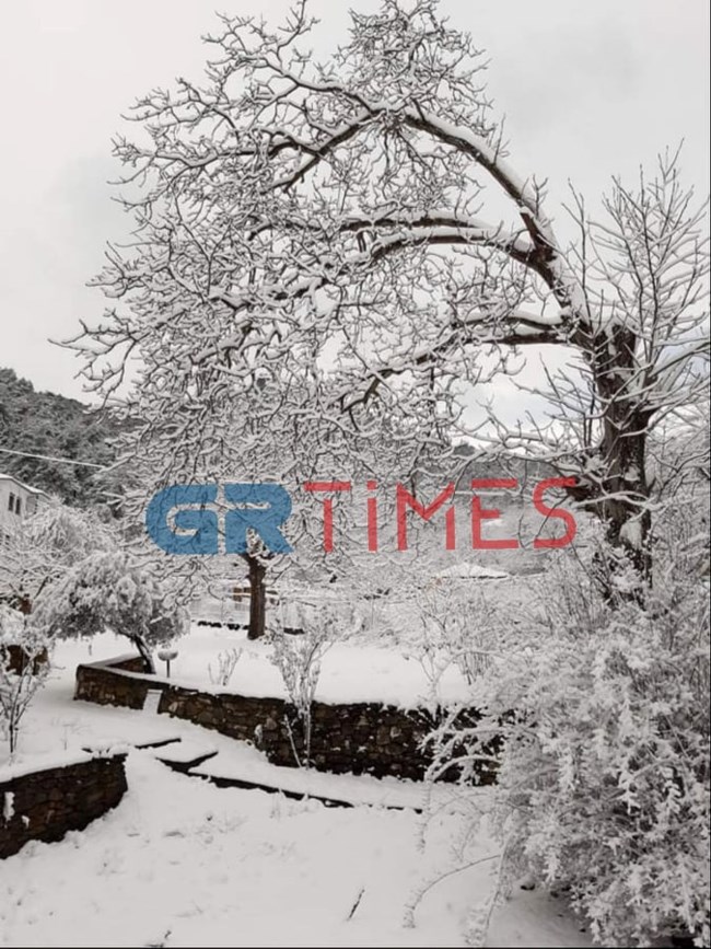 Θάσος Χιόνια