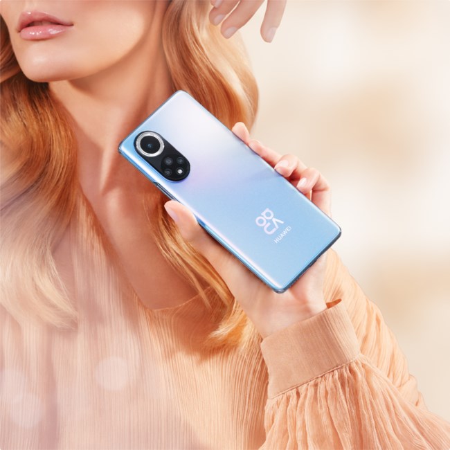 Νέο smartphone από τη HUAWEI: Ανακάλυψε την προσιτή πολυτέλεια του HUAWEI nova 9!