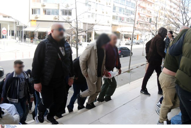 Κυκλώματα αρχαιοκαπηλίας: Ο αρχηγικός ρόλος, η υπάλληλος Εφορείας Αρχαιοτήτων και τα "ψαχτήρια" που "έκοβαν ξύλα"