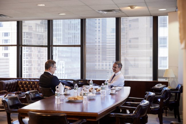 Μητσοτάκης - Μπουρλά