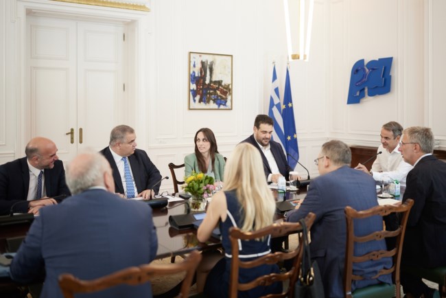 Fast track οι πειθαρχικές ποινές στους δημόσιους υπαλλήλους - "Τέρμα η ατιμωρησία" υπόσχεται ο Μητσοτάκης