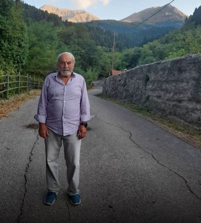 ΚΩΣΤΑΣ ΚΑΡΒΕΛΗΣ