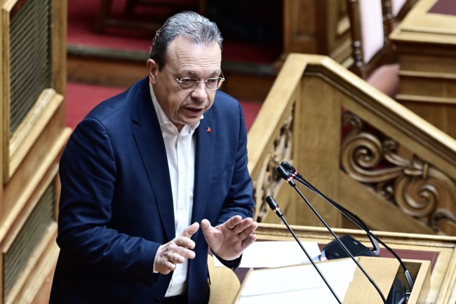 Τριαντόπουλος: Αποχώρησαν  ΣΥΡΙΖΑ, ΚΚΕ, Ελληνική Λύση και οι ανεξάρτητοι βουλευτές του Κινήματος Δημοκρατίας
