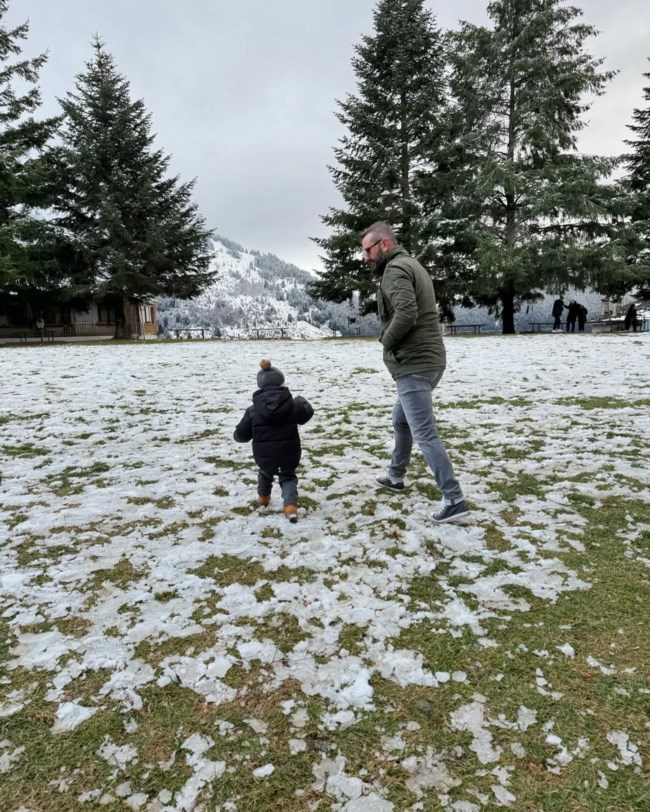 Χρύσα Μιχαλοπούλου: Η φωτογραφία με τον Λεωνίδα Κουτσόπουλο και τον γιο τους