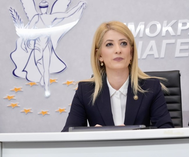 Δημητρίου εναντίον Δημητρίου για την προεδρία του ΔΗΣΥ στην Κύπρο - Αποσύρθηκε ο Νεοφύτου