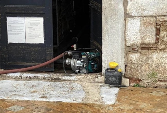 ΚΑΚΟΚΑΙΡΙΑ ΛΕΥΚΟΣ ΠΥΡΓΟΣ