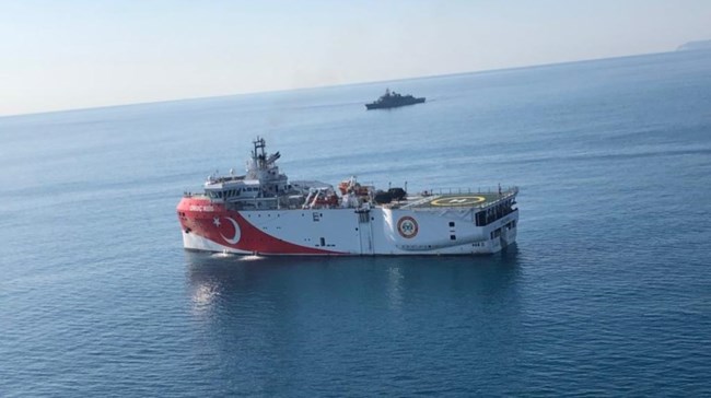 Προκλητικός ο Ντονμέζ: Το Oruc Reis θα ψάχνει κάθε σπιθαμή γύρω από το Καστελόριζο για ακόμη 2 μήνες