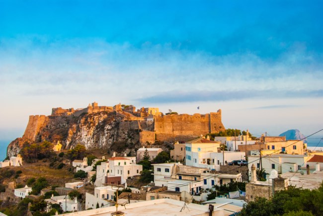 Το μαγικό νησί που αγκαλιάζονται το Αιγαίο με το Ιόνιο - Του έρωτα και των αντιθέσεων