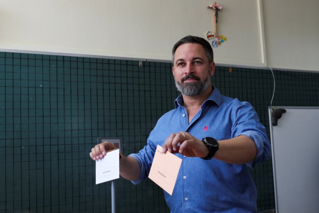 Εκλογικό θρίλερ στην Ισπανία: Νίκη του Λαϊκού Κόμματος δίνουν τα exit polls - Τέταρτο κόμμα το ακροδεξιό VOX - Άντεξε ο Σάντσεθ