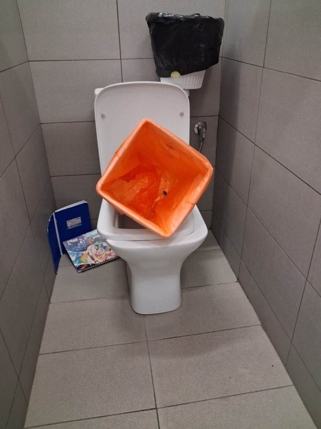 ΡΑΦΗΝΑ ΒΑΝΔΑΛΙΣΜΟΙ