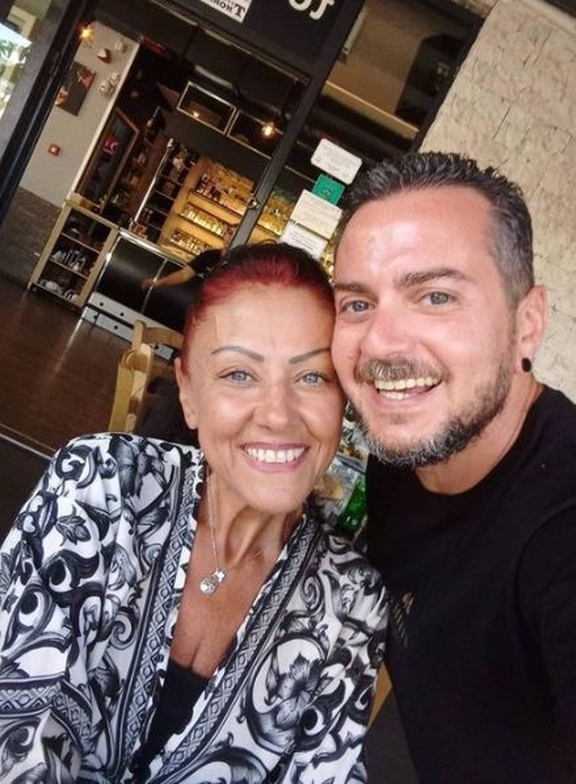ΤΡΕΝΑ ΤΕΜΠΗ ΜΑΡΙΑ ΕΓΟΥΤ