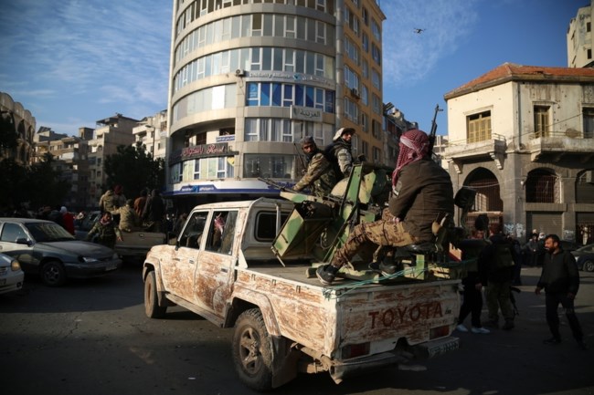 Συρία: Απαγόρευση κυκλοφορίας στη Δαμασκό - "Ο Ασάντ έφυγε από τη χώρα", λέει η Μόσχα