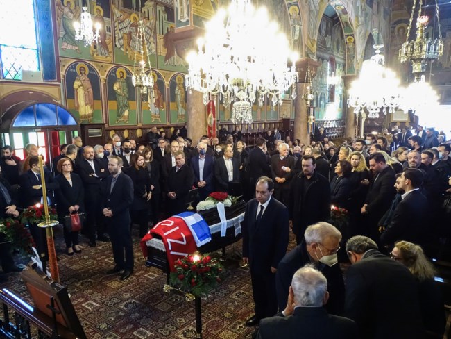 κηδεία Σαντορινιού