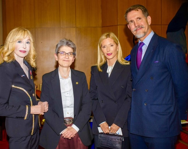 ΕΚΔΗΛΩΣΗ - ΜΑΡΑ ΚΑΡΕΤΣΟΣ