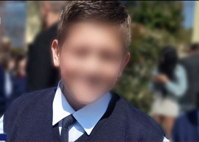 Χαλκίδα: "Τον έβριζαν, τον έλεγαν βρομιάρη και χοντρό" λέει η μητέρα του 15χρονου που αυτοκτόνησε