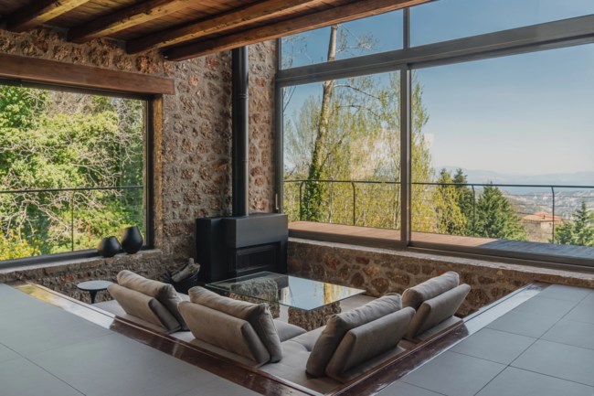 Heartbeat Mountain Escapes