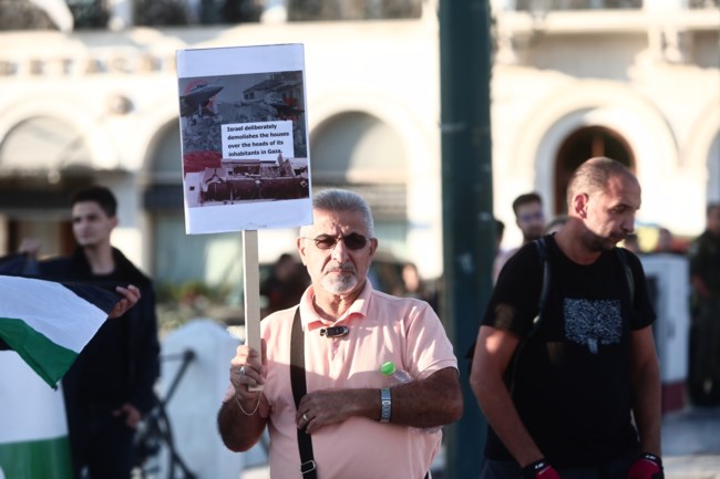 Συγκέντρωση υπέρ των Παλαιστινίων στο Σύνταγμα