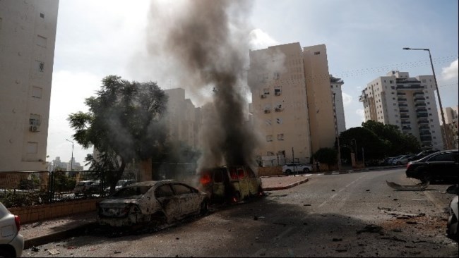 Καταδικάζει τη βία σε βάρος αμάχων και από τις δύο πλευρές ο Μαχμούντ Αμπάς
