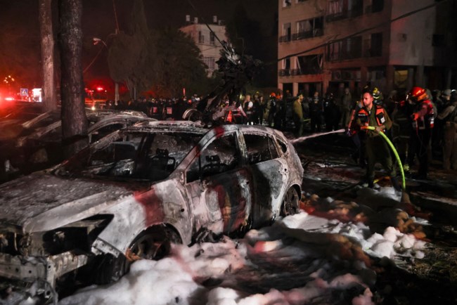 Εικόνες καταστροφής σε Χάιφα και Τελ Αβίβ