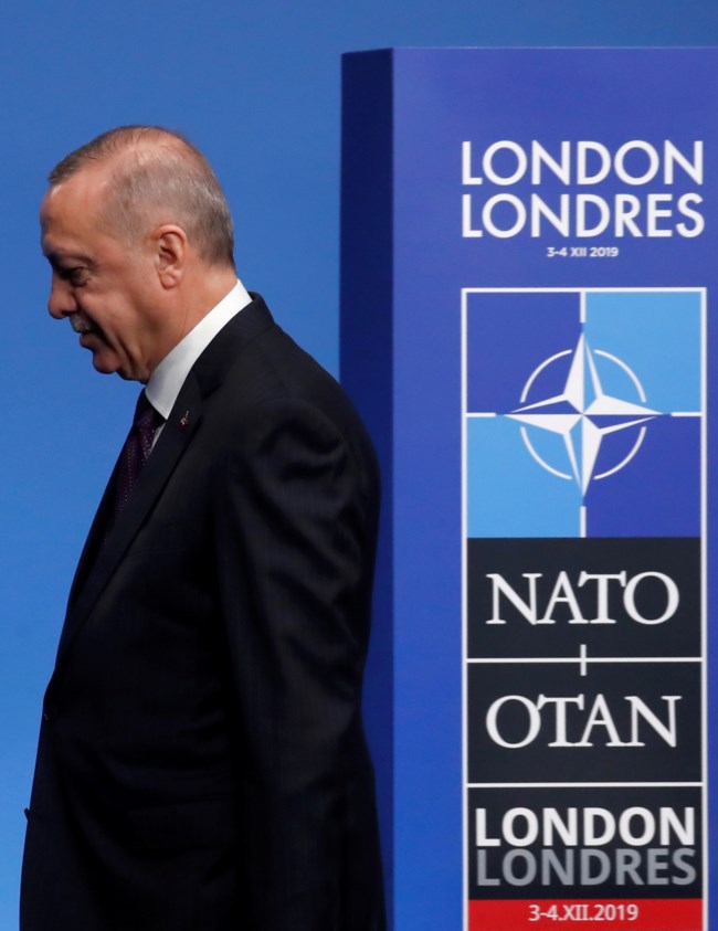 Εκνευρισμένος ο Ερντογάν με Μπάιντεν: Συνήγορος των Αρμενίων, υποστηρίζει τρομοκράτες και θα μας χάσει από φίλο