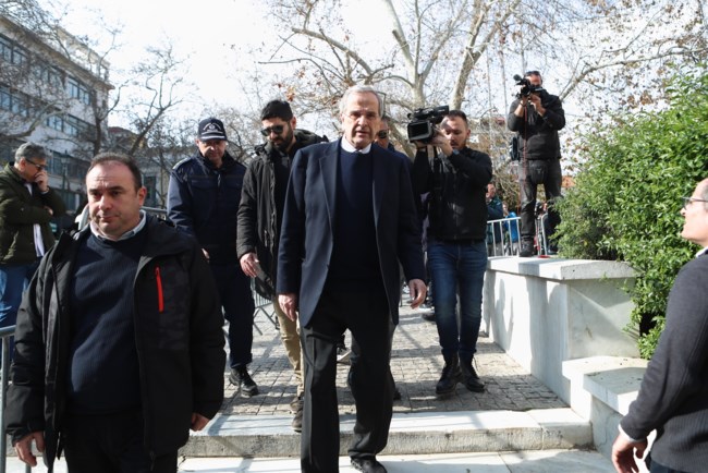 Μίμης Δομάζος - "Έρχομαι να αποχαιρετήσω τον φίλο και κουμπάρο μου", είπε συγκινημένος ο Αντώνης Σαμαράς
