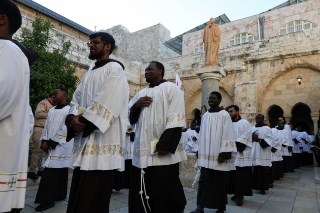 Τα Χριστούγεννα επέστρεψαν στην Παλαιστίνη: Η Βηθλεέμ γιορτάζει ξανά τη γέννηση του Χριστού [εικόνες]