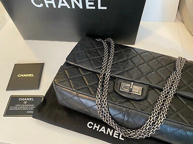 Chanel 2.55