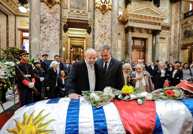 ΧΟΣΕ ΜΟΥΧΙΚΑ