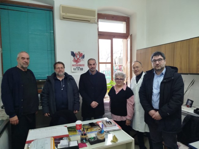 Χίος: "Τραυματίας είπε ότι το σκάφος του Λιμενικού πέρασε από πάνω τους, χωρίς κανένα σήμα", λέει η Νέα Αριστερά