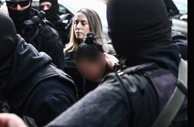 46χρονη σαλαμινα1