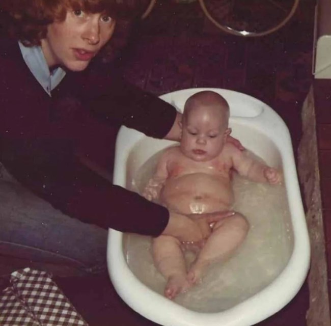 Plus sized man μωρό