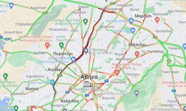 Στο "κόκκινο" η κίνηση στους δρόμους - Μποτιλιάρισμα στον Κηφισό λόγω τροχαίου