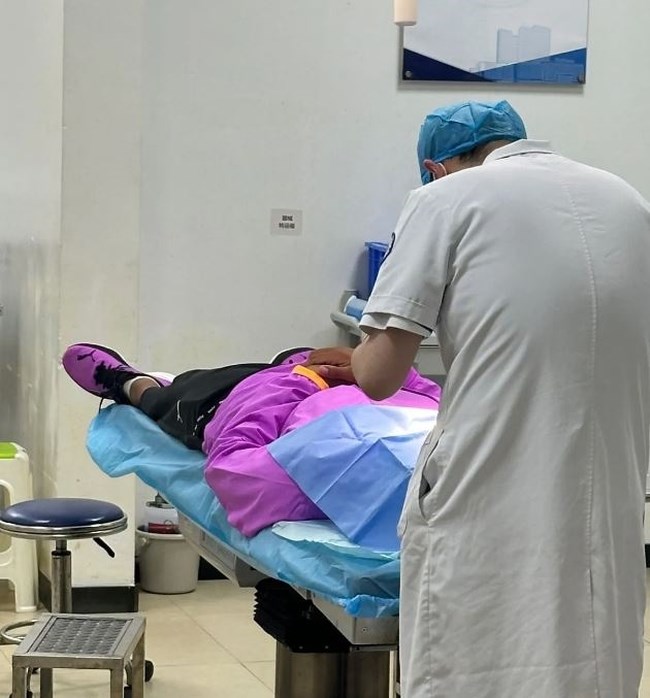 Εμμανουήλ Καραλής: Πρώτα μετάλλιο και μετά νοσοκομείο- Βίντεο μέσα από το ασθενοφόρο
