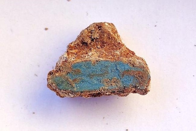 tmima-pesmenoy-koniamatos-me-kyano-hroma