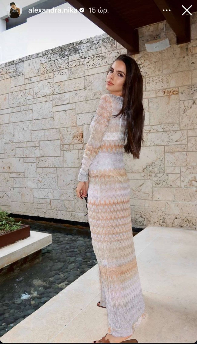 Το beach look της Αλεξάνδρας Νίκα - Η στιλιστική λεπτομέρεια αφιερωμένη στον γιο της, Βασίλη