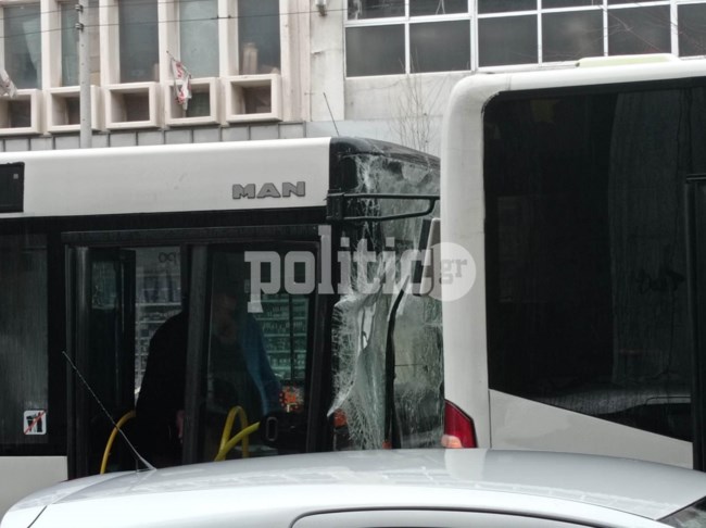 Σύγκρουση λεωφορείων Θεσσαλονίκη