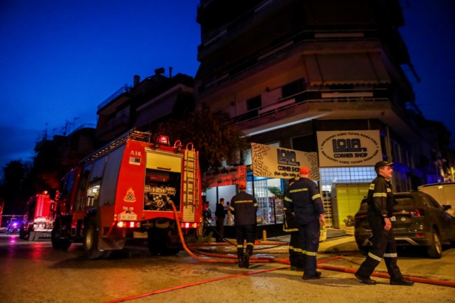 Φωτιά σε διαμέρισμα στον Νέο Κόσμο - Στο σημείο ισχυρές δυνάμεις της Πυροσβεστικής
