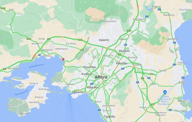 Καραμπόλα στην Αθηνών-Λαμίας - Ακινητοποιημένα οχήματα στο ύψος του Αγίου Στεφάνου