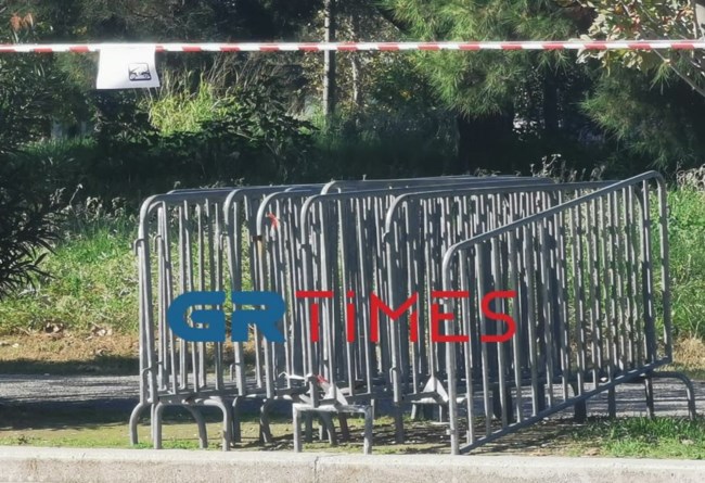κιγκλιδωματα παρελαση.
