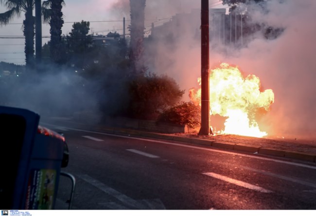 επεισοδια πρεσβεια