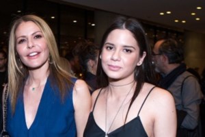 "Τα καλύτερα πρωινά": Η Αμαλία Κωστοπούλου δαμάζει τα κύματα στο Λος Άντζελες - εικόνα 31